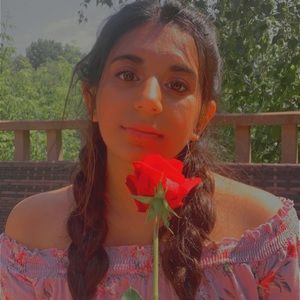 Meet your Posher, Zaina